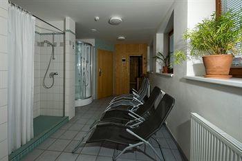 Отель Alley 4*