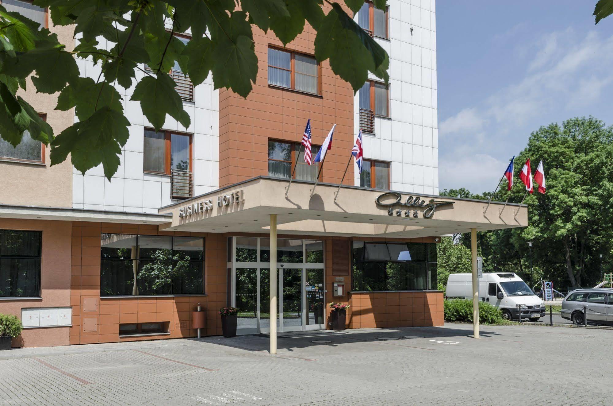 Alley 4* Оломоуц